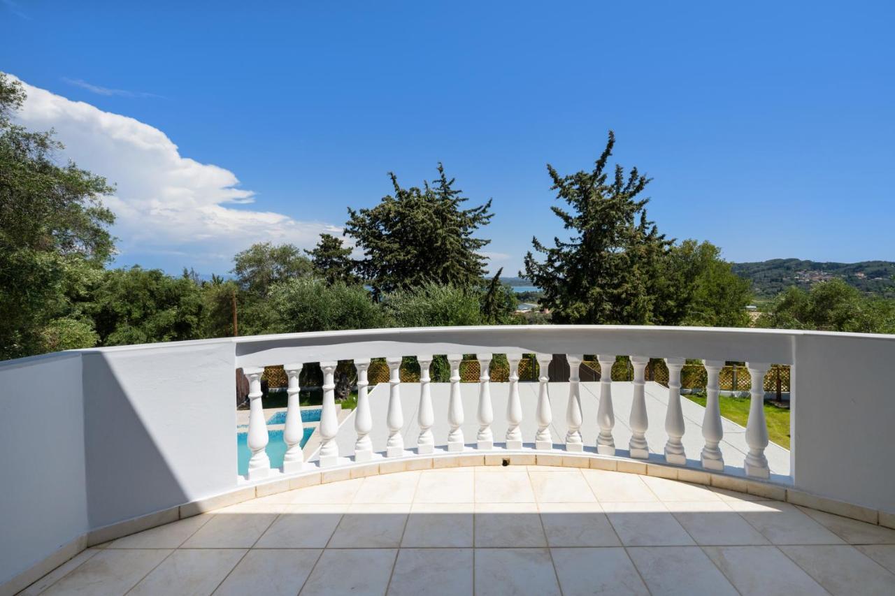Playia Villas I Petrití Buitenkant foto